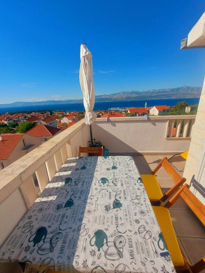 The View Apartment Supetar Exterior photo