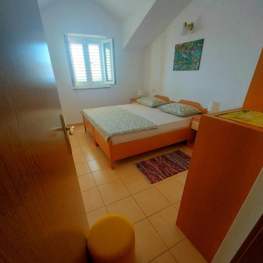 The View Apartment Supetar Exterior photo